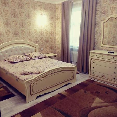 Askar Hotel Chimkent Extérieur photo