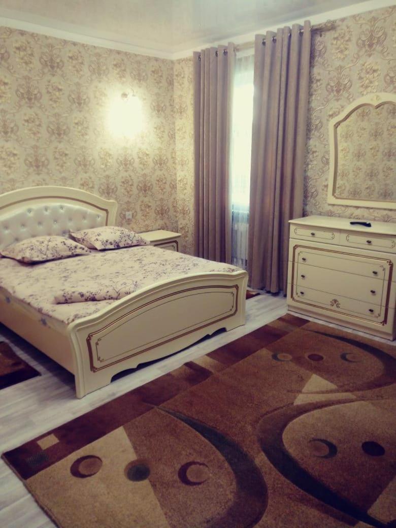 Askar Hotel Chimkent Extérieur photo